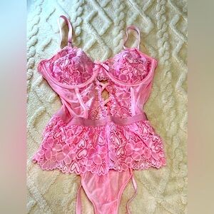 Pink Heart Lace Garter Underwire Two Piece Lingerie Set